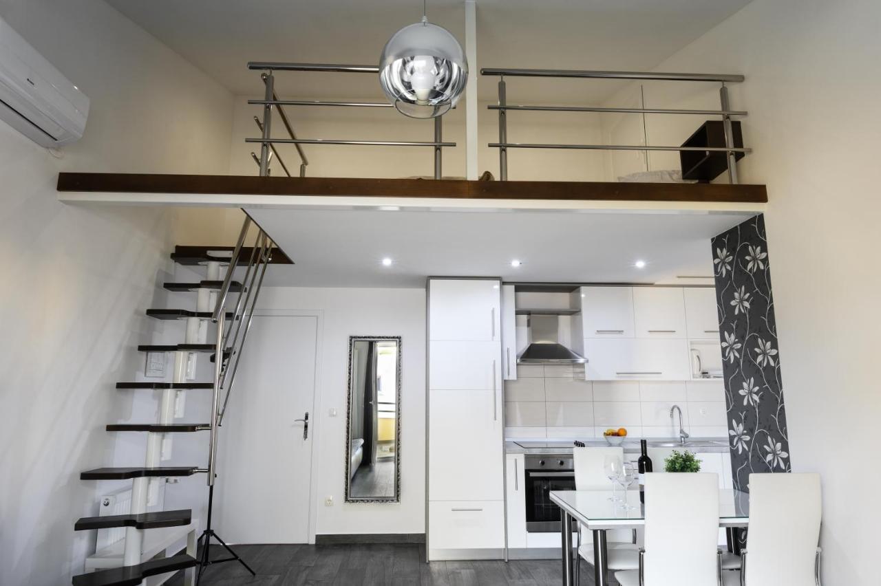 Apartments Blatancic โวดีเซ ภายนอก รูปภาพ