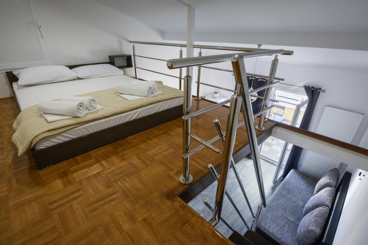 Apartments Blatancic โวดีเซ ภายนอก รูปภาพ